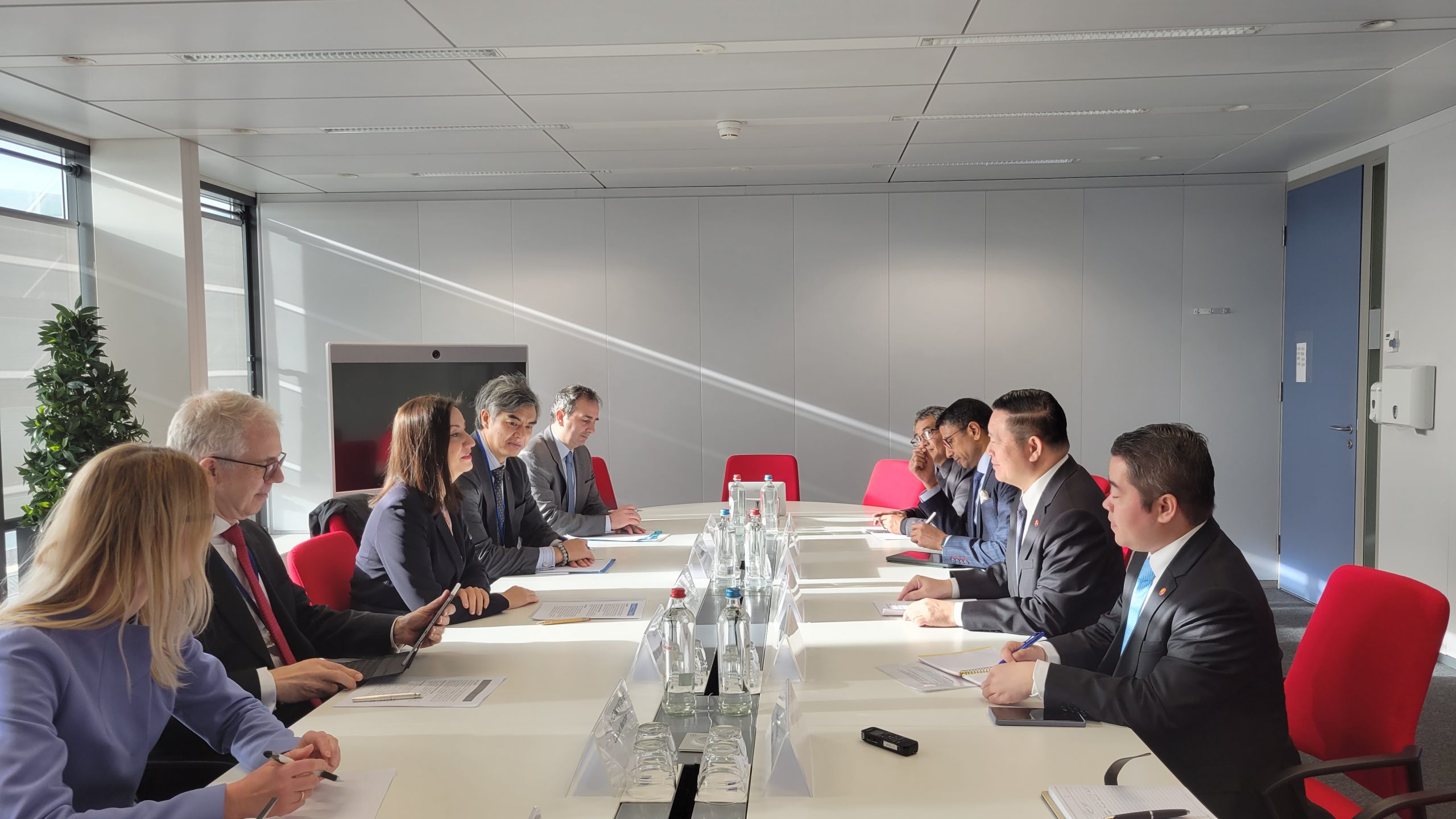 Secretary General Of ASEAN Meets The European Commissioner For