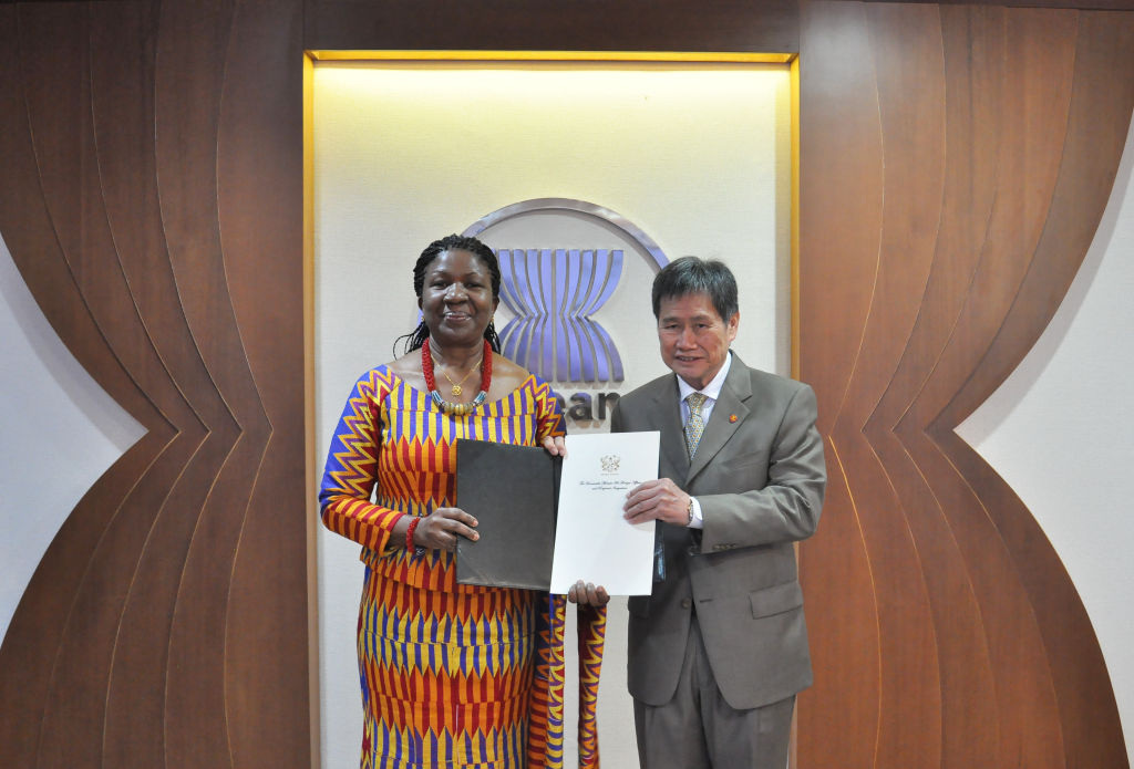 Ambassador Of The Republic Of Ghana To ASEAN Presents Credentials ...