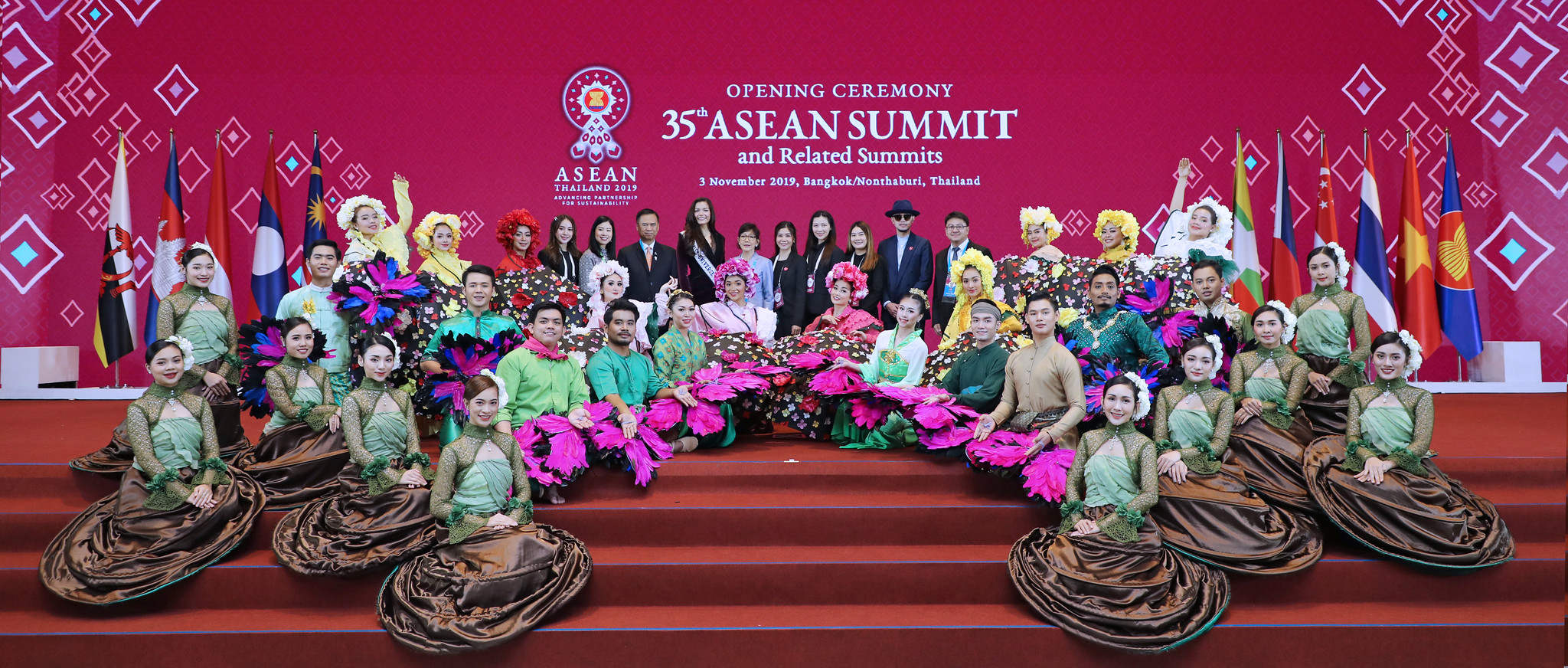 35th ASEAN Summit_Opening Ceremony Of The 35th ASEAN Summit - ASEAN ...