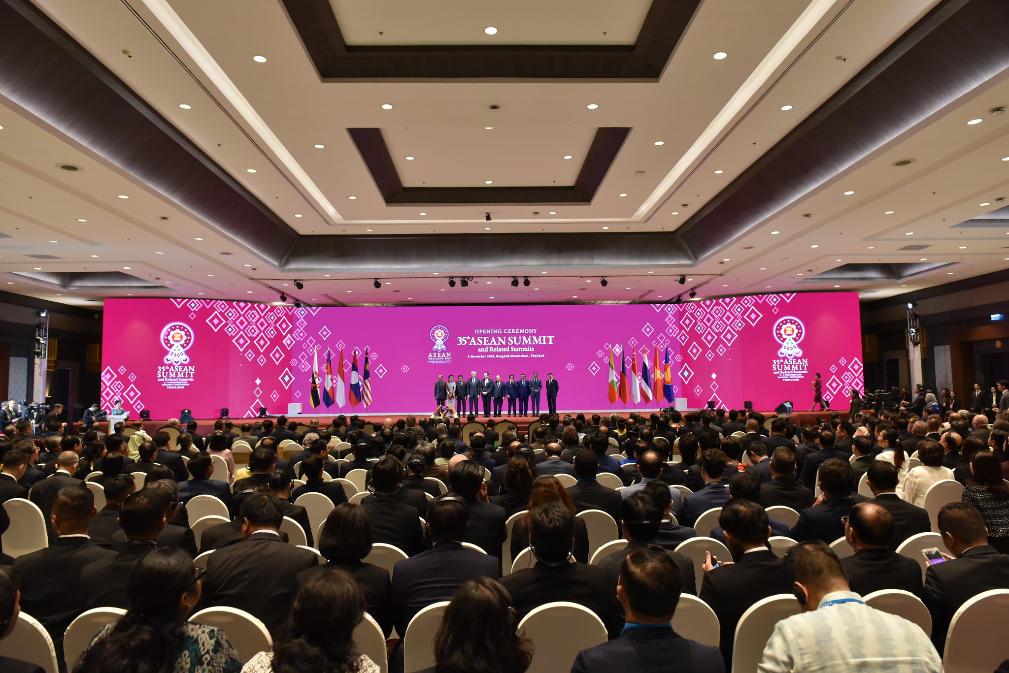 35th ASEAN Summit_Opening Ceremony Of The 35th ASEAN Summit - ASEAN ...