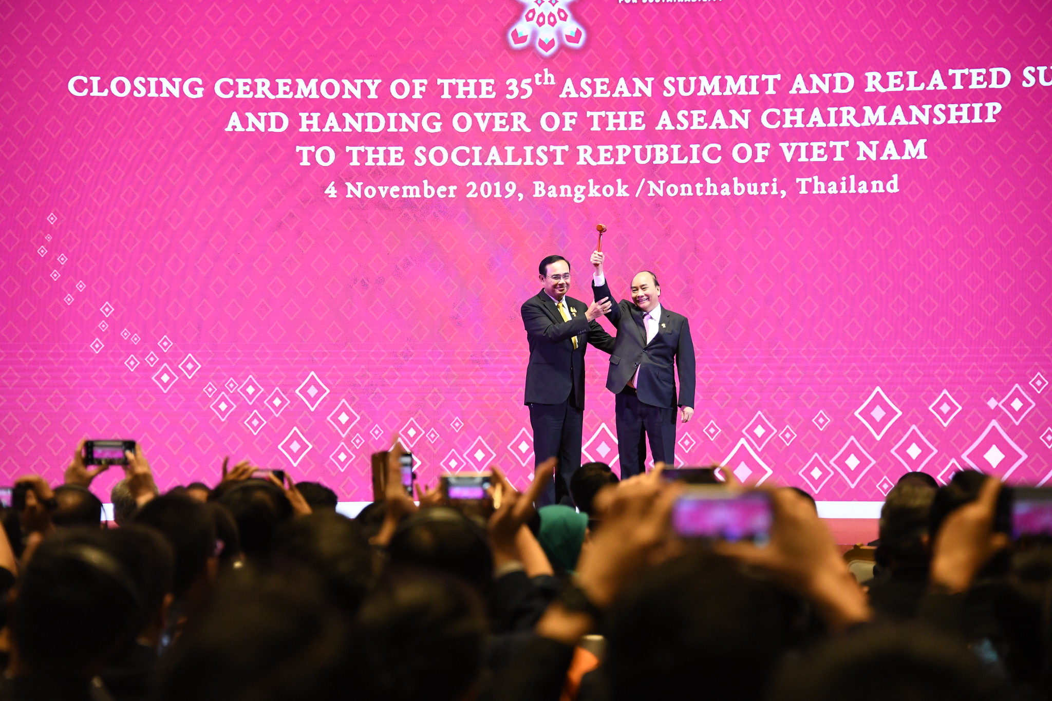 35th ASEAN Summit_Closing Ceremony of the 35th ASEAN Summit and Related