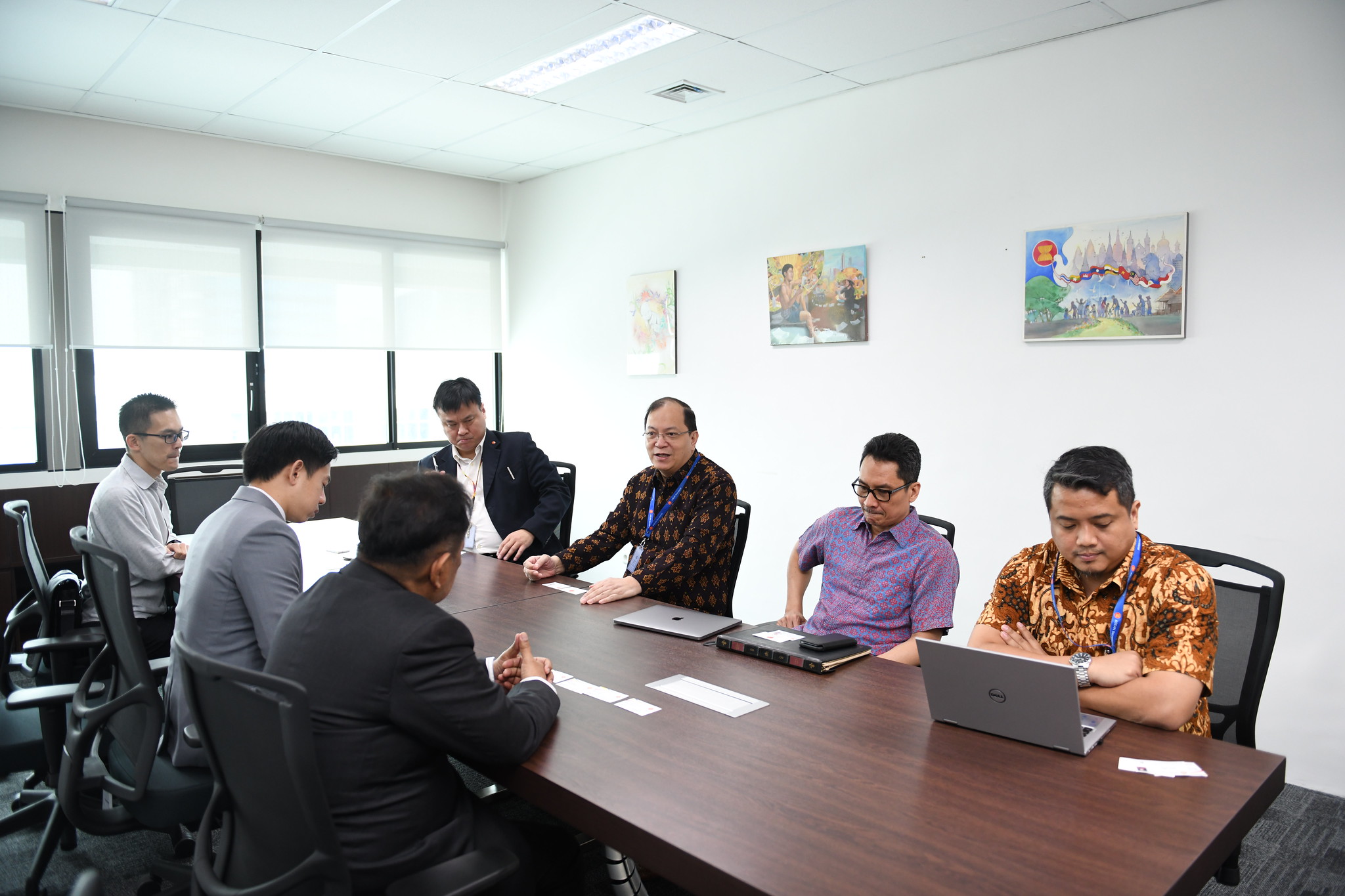 Courtesy Call from Dr.Issara Sereewatthanawut, MP (Thailand), to DSG R ...