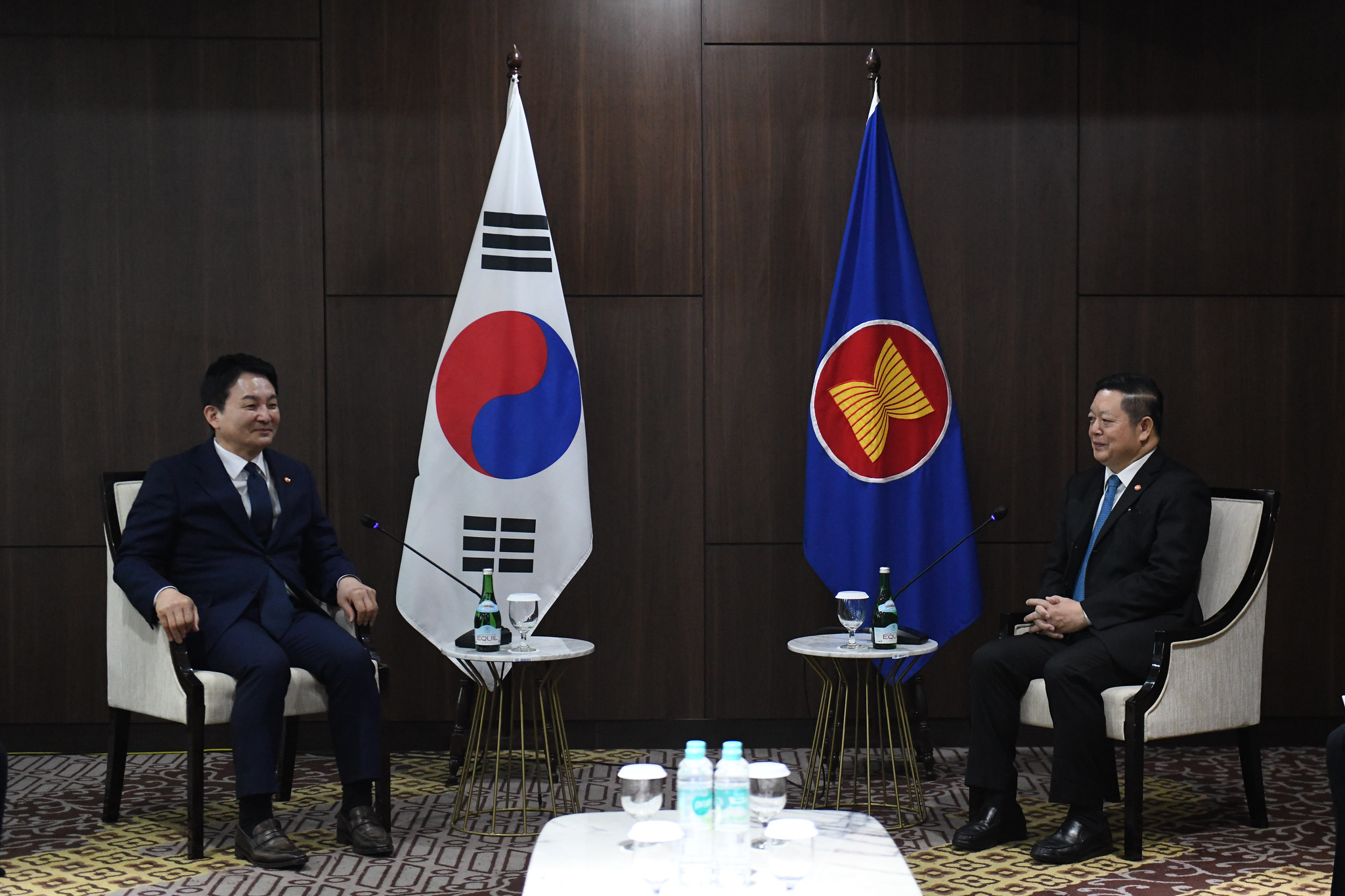 ROK Minister of Land, Infrastructure, and Transport meets Secretary ...