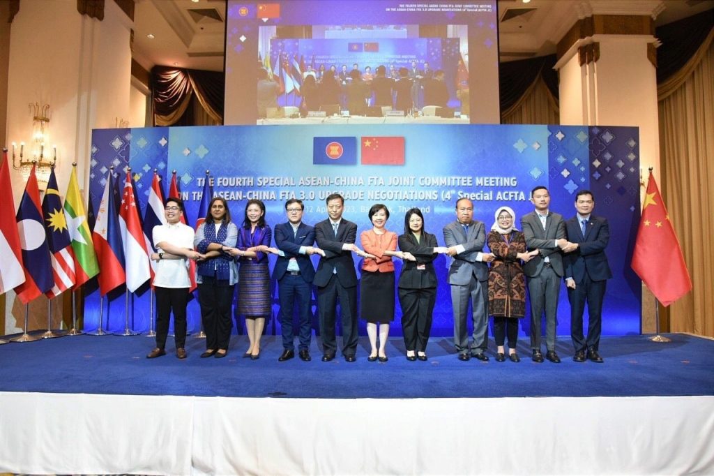 ASEAN And China Meet To Upgrade ASEAN-China Free Trade Area - ASEAN ...