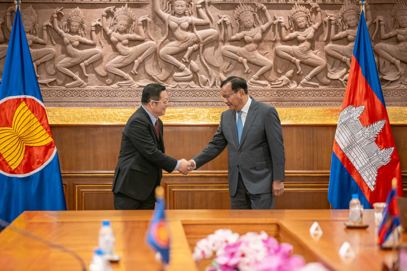 Secretary-General Of ASEAN Pays Courtesy Call On Deputy Prime Minister ...