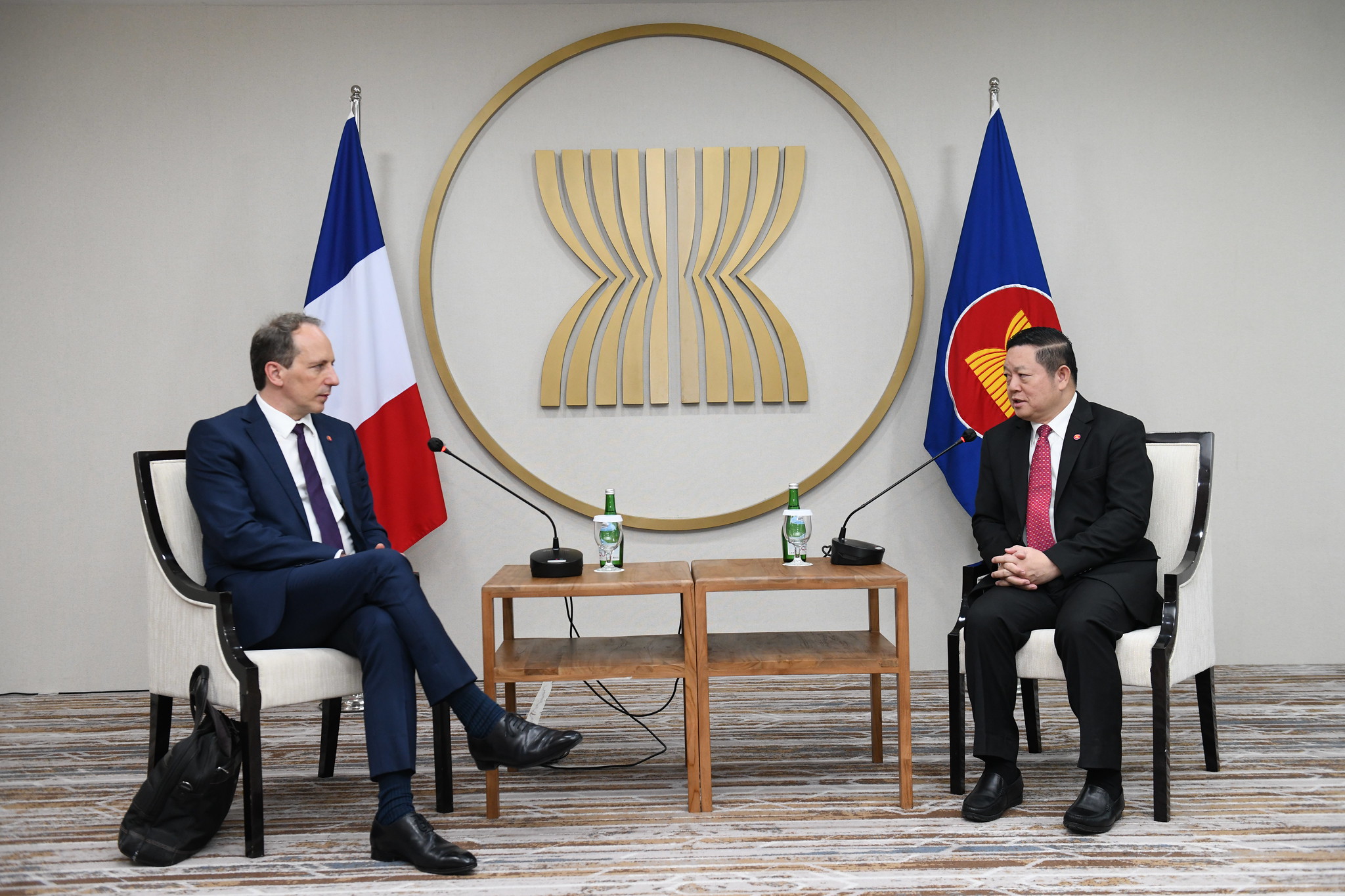 Ambassador of French Republic to ASEAN presents credentials to ...