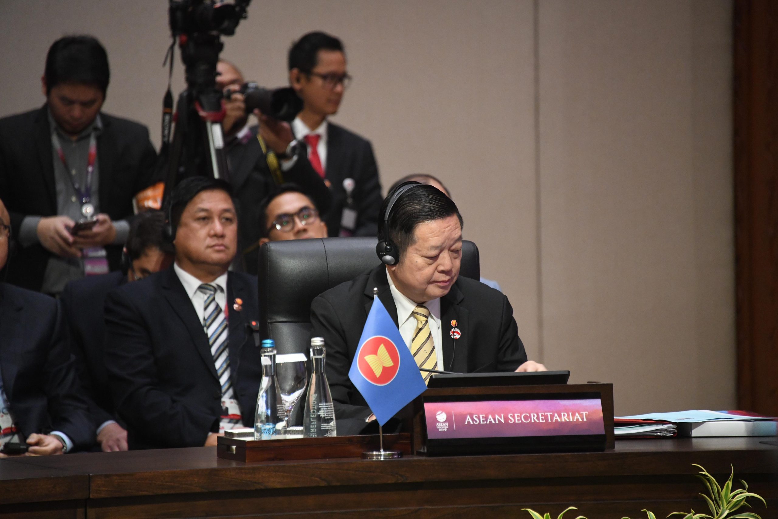 Secretary-General Of ASEAN Attends 43rd ASEAN Summit And Related ...