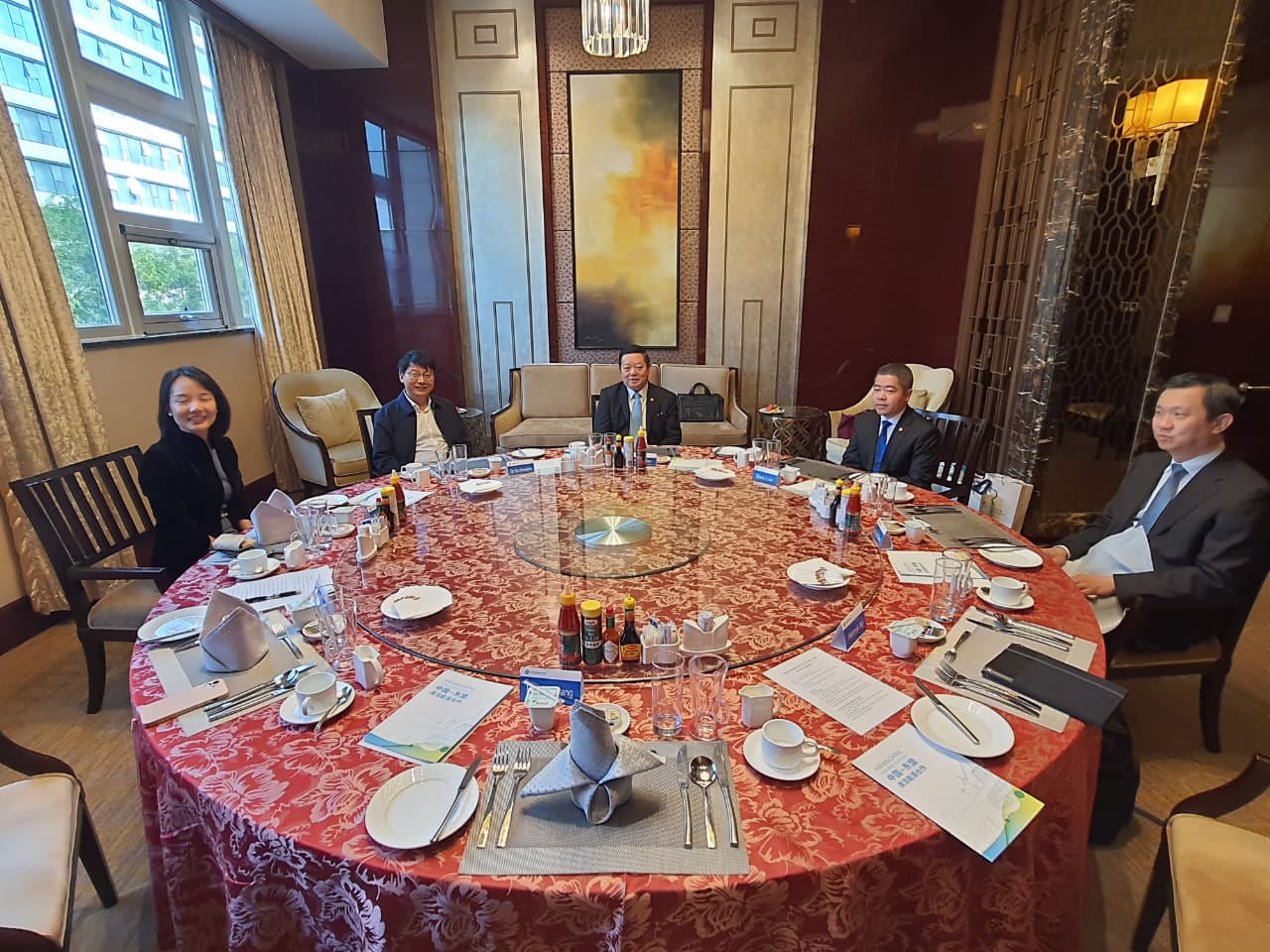 Secretary-General Of ASEAN Holds Breakfast Meeting With China Renewable ...