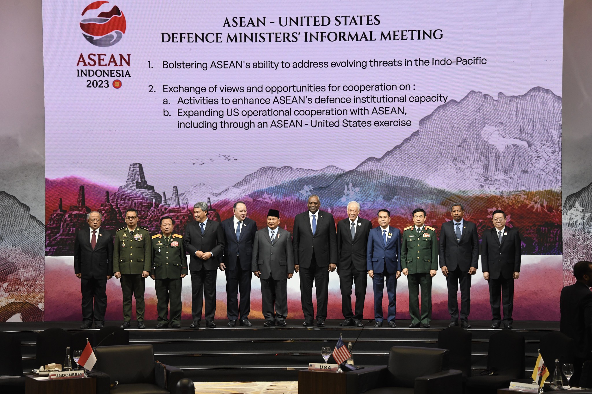 ASEAN-US Defence Ministers’ Informal Meeting Convenes In Jakarta ...