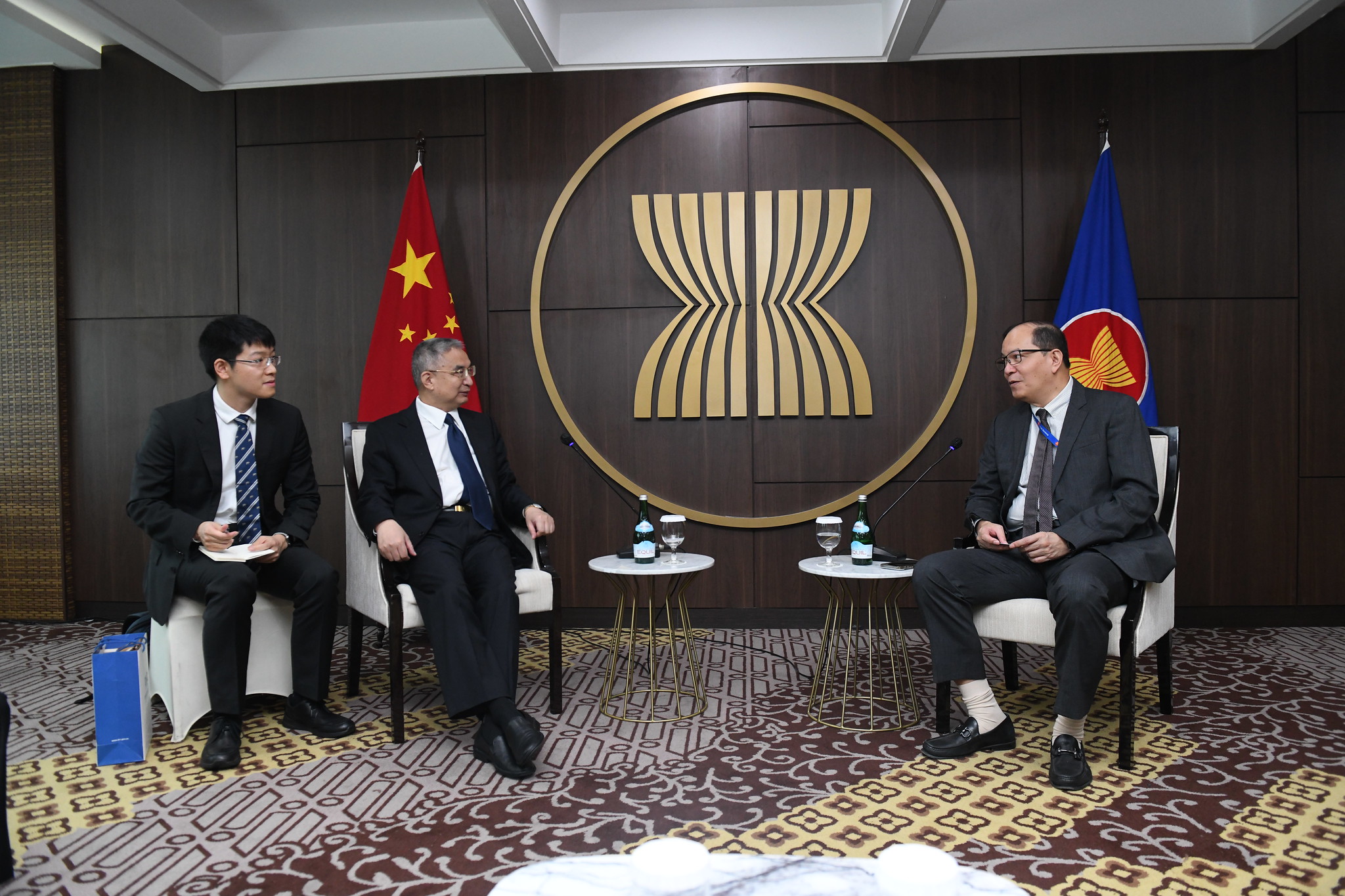 Deputy Secretary-General of ASEAN meets with Vice President of ...