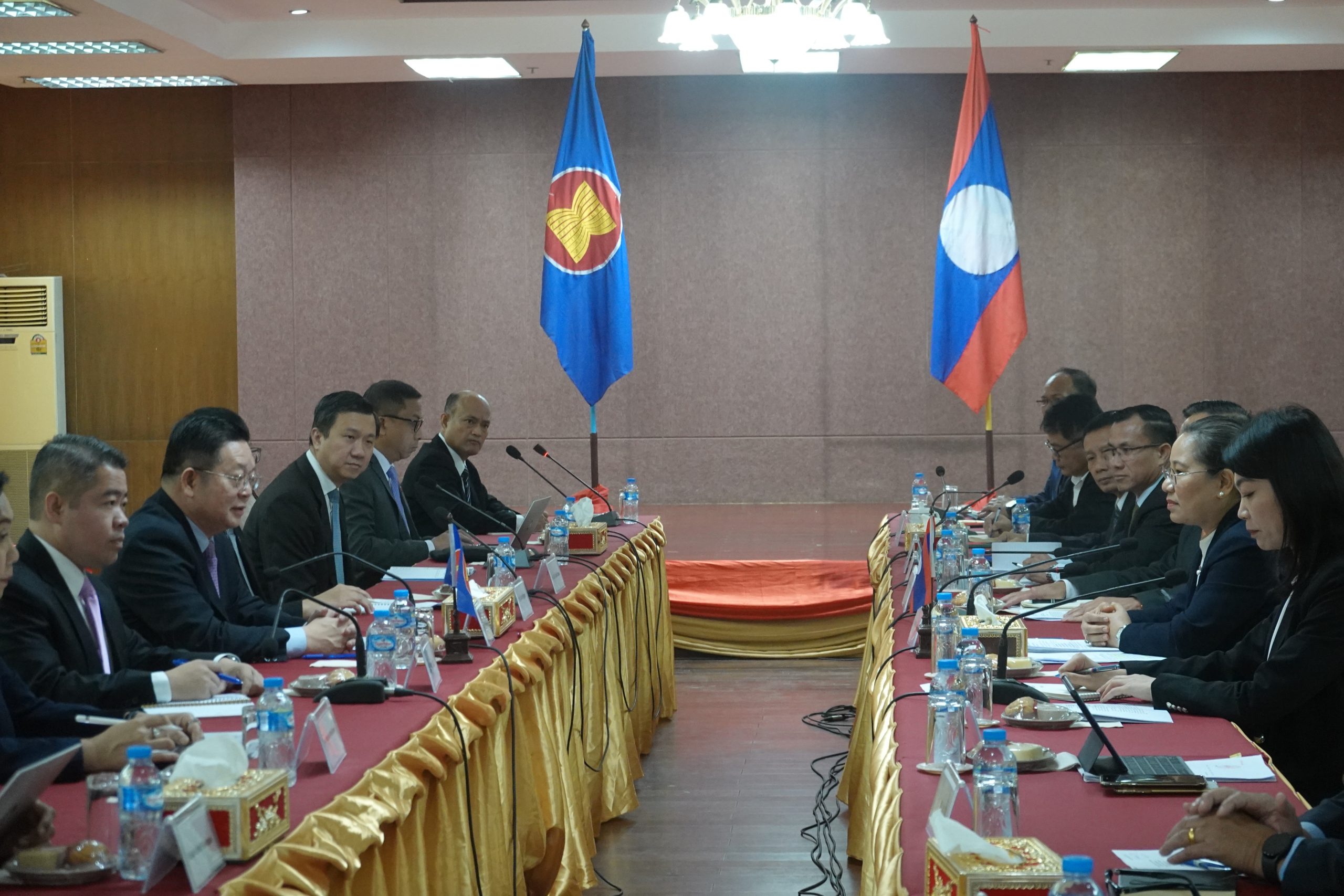 Secretary-General of ASEAN meets with incoming Chair of ASEAN Socio ...