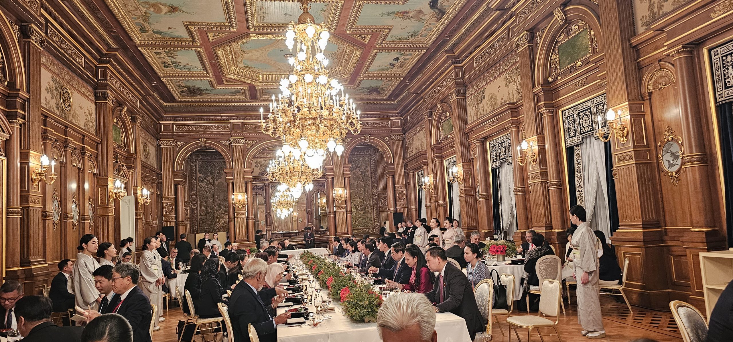 Secretary-General of ASEAN attends dinner hosted by Prime Minister of ...