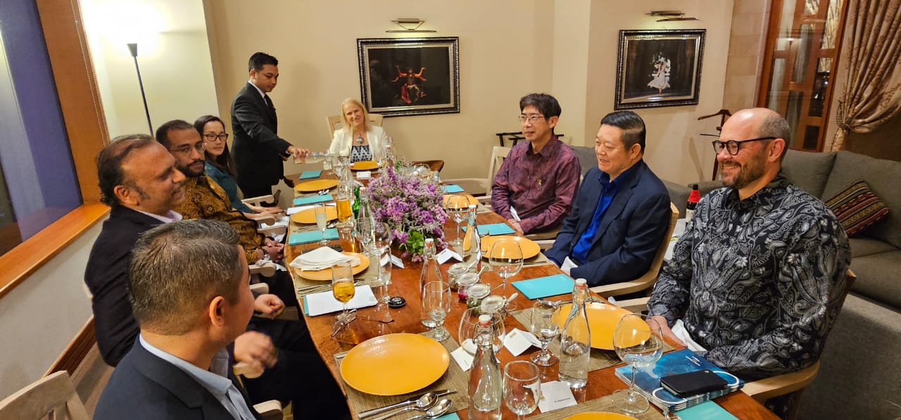 SecretaryGeneral of ASEAN attends dinner with Ambassadors of Australia