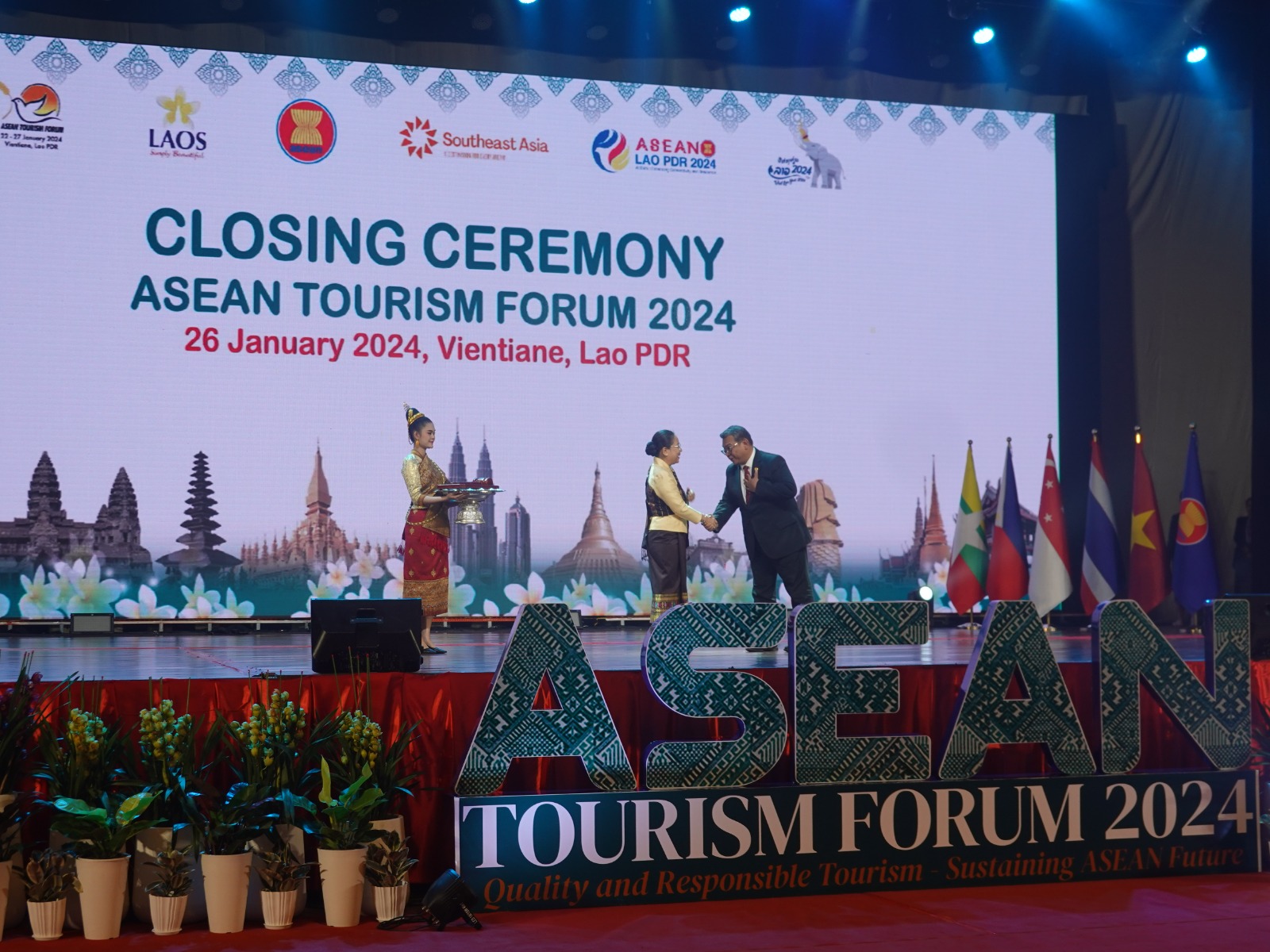 SecretaryGeneral of ASEAN attends Closing Ceremony of ASEAN Tourism