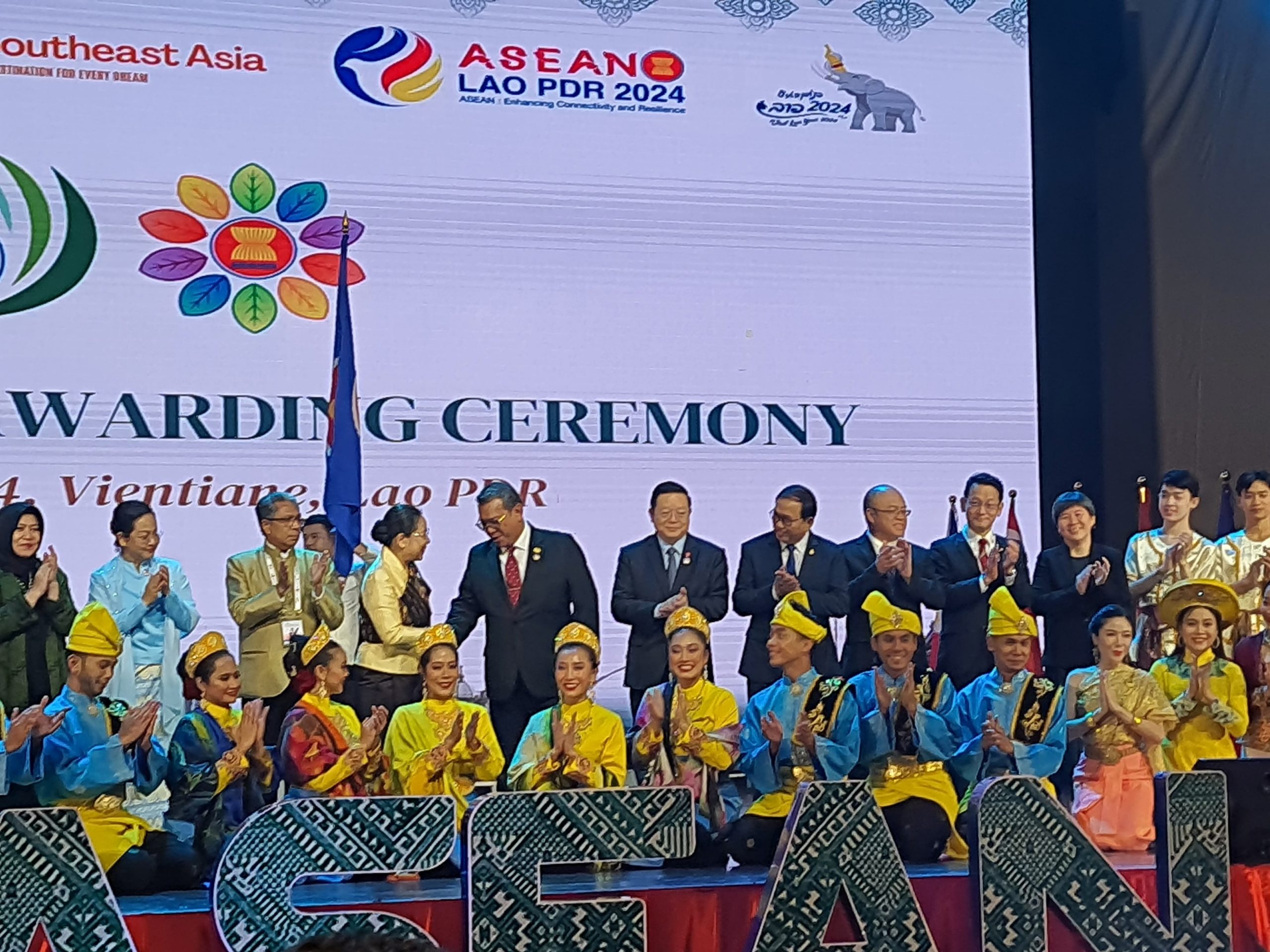 SecretaryGeneral of ASEAN attends Closing Ceremony of ASEAN Tourism