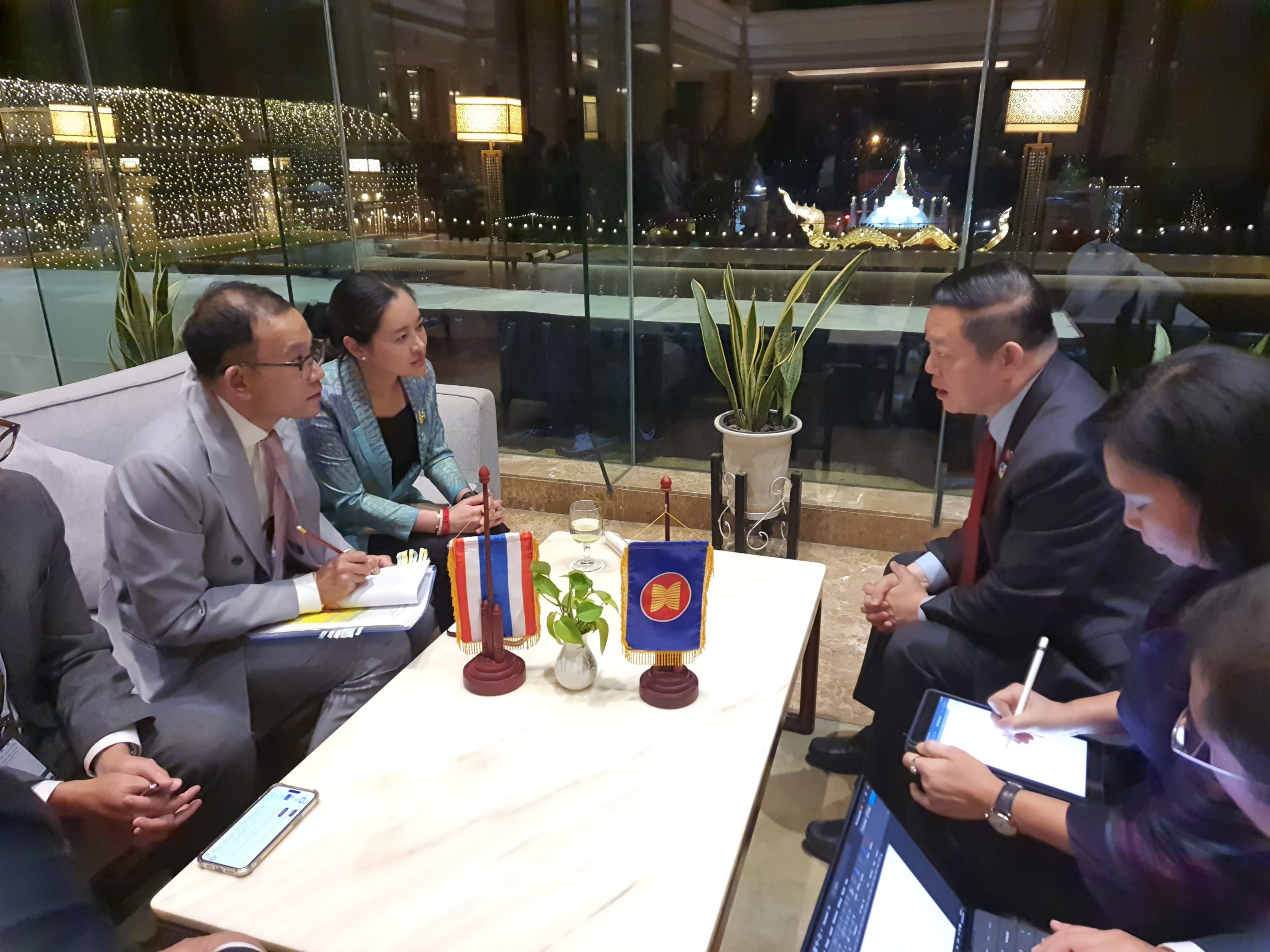 Secretary-General of ASEAN meets with the Minister of Tourism and ...