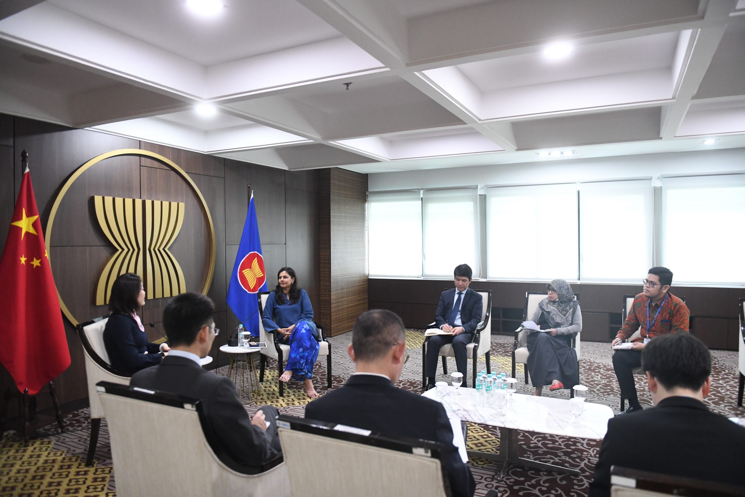 Deputy Secretary-General of ASEAN meets with Ambassador of the People’s ...