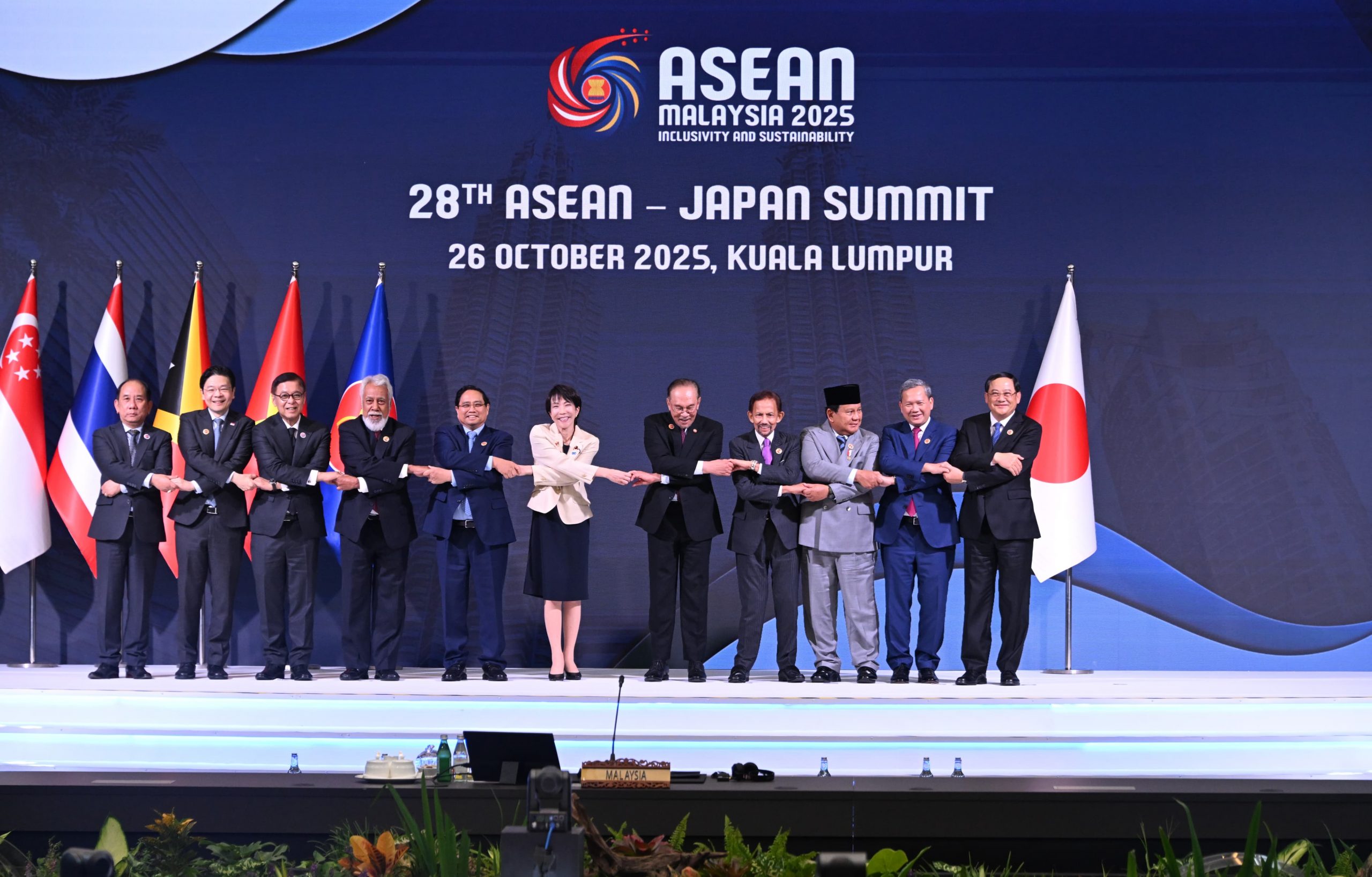 洋書 Know Your ASEAN Getting to Know: fast facts - ASEAN Main Portal