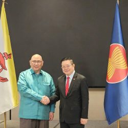 Secretary-General of ASEAN meets with Minister of Transport and Infocommunications of Brunei Darussalam