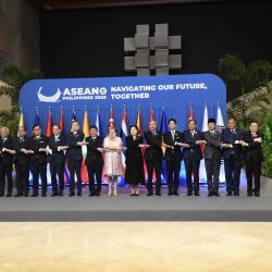 Secretary-General of ASEAN attends the 27th ASEAN Plus Three Foreign Ministers’ Meeting in Manila