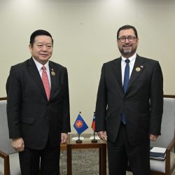 Secretary-General of ASEAN meets with Minister of Foreign Affairs of Chile