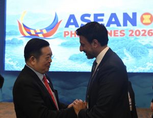 Secretary-General of ASEAN meets with the Minister of International Trade of Canada