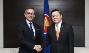 Secretary-General of ASEAN meets with the Chairman of the Singapore Institute of International Affairs (SIIA)