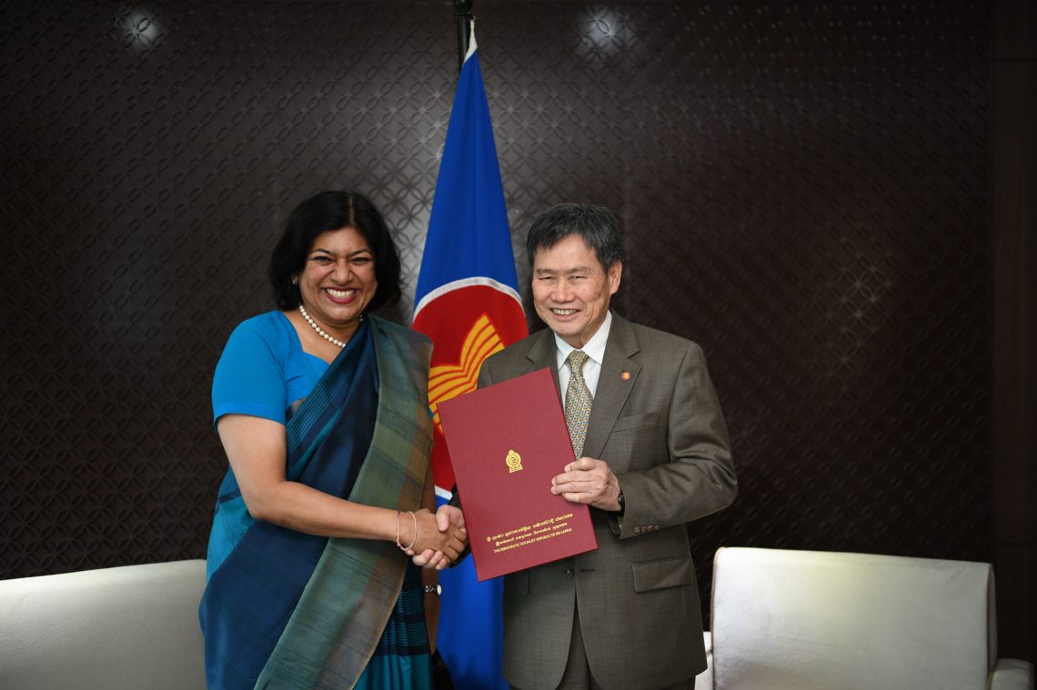 Presentation of LOC by Ambassador of Sri Lanka, H.E. Yasoja Gunasekera ...