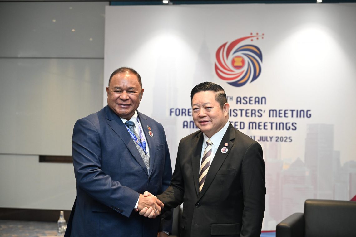 Secretary-General of ASEAN meets with the Foreign Minister of Timor ...